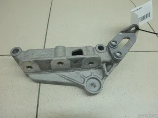 03F199275C VAG Кронштейн КПП Skoda Fabia 2 restailing Арт E6963731