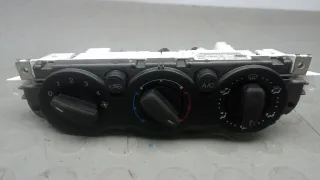  Блок управления печки и климат-контроля Ford Focus 2 restailing Арт 1DE30OV01, вид 1