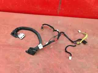 91620R0820 проводка двери Kia Carnival 4 Арт MB89476
