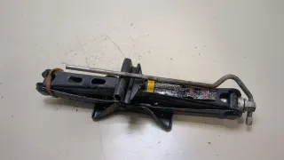 8M5117080BC Домкрат  Volvo C30 Арт 20359339, вид 1