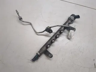 LR001321 Топливная рампа  Land Rover Freelander 2 2.2л Турбо Арт 20271829, вид 4