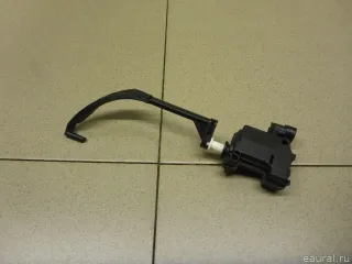 13348741 GM Активатор замка крышки бензобака Opel Astra J Арт E100560835