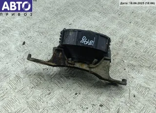 326B26 Подушка крепления двигателя Volvo V50 2.4л i Арт 54902957, вид 1