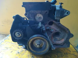 F3NL740 Блок цилиндров Renault 19 1 Арт 150723, вид 2