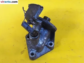  Кронштейн масляного фильтра Mazda 626 GF Арт 149231, вид 2