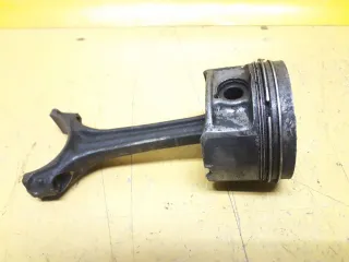  Поршень Audi A4 B5 Арт 164160