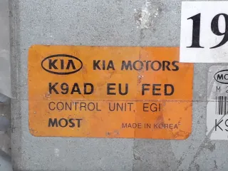 K9ADEUFED, M261204491 Блок управления двигателем Kia Clarus 2.0л Арт 176152, вид 2