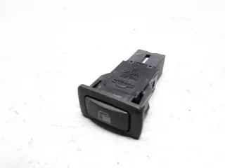  Кнопка открытия лючка топливного бака Nissan Quest 3 Арт 185097