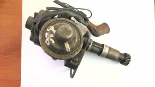 t4t64472 Распределитель зажигания (трамблёр) Mazda 929 Арт 190886