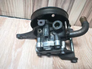GA2A32650D Насос гидроусилителя руля Mazda 626 GE Арт 194607, вид 3