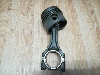  Поршень Opel Astra F Арт 195748