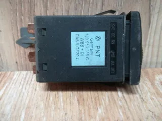 1J0953235c Кнопка аварийной сигнализации Volkswagen Golf 4 Арт 196510, вид 2
