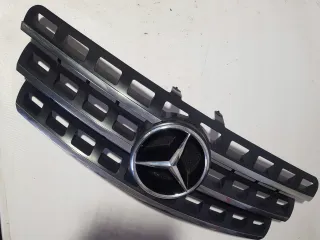 A1648880923 Решетка радиатора Mercedes ML W164 Арт AL14062298381, вид 1