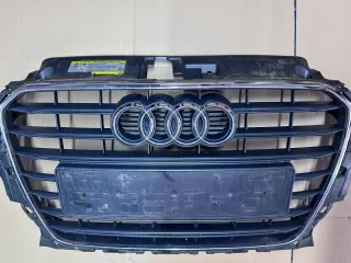 8V5853651 Решетка радиатора Audi RS3 8V Арт AL14772748505_2, вид 3