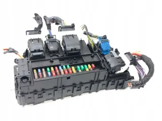 HU5T-15604-CFE Короб предохранителей Ford Mondeo 5 Арт AL15028441608, вид 1