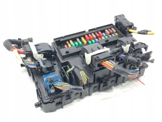 HU5T-15604-CFE Короб предохранителей Ford Mondeo 5 Арт AL15028441608, вид 3