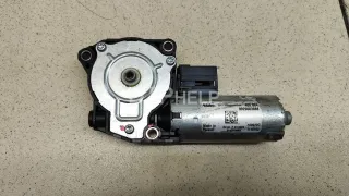 67617424804 Моторчик люка BMW 6 G32 Арт AM95782488, вид 1