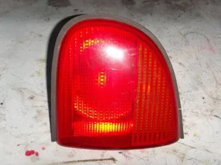 6702295 Ford Фонарь задний внутренний левый Ford Escort 5 Арт E40021026