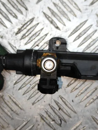 03E133320A,03E906031C топливная рампа Volkswagen Polo 5 Арт 51980, вид 4
