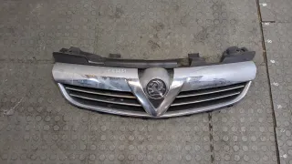 13242728 Решетка радиатора Opel Zafira C Арт 20375426, вид 1