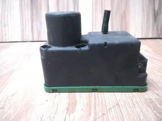3A0962257 Компрессор центрального замка Volkswagen Passat B4 Арт 1_4965, вид 1