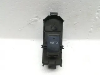 8403044020 Кнопка стеклоподъемника переднего правого Toyota Avensis VERSO Арт 1_13477, вид 1