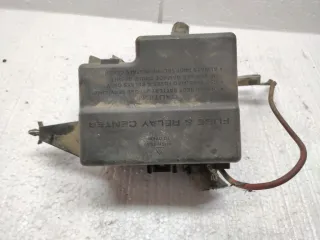 04793903AD  Блок предохранителей Chrysler Neon 2 Арт 1_14921