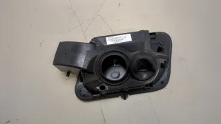 981010968A Лючок бензобака черный Peugeot 3008 2 Арт 9208084, вид 5