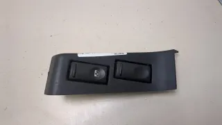  Кнопка стеклоподъемника переднего правого Renault Master 2 Арт 20369492