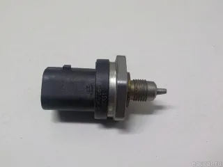 LR108241 Land Rover Датчик давления топлива Land Rover Evoque 1 restailing Арт E52569524