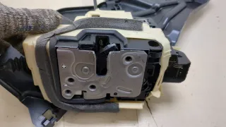 32310904 Замок двери задней левой Volvo XC40 Арт 20379201, вид 3