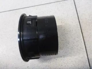 687600913R Renault Дефлектор воздушный Renault Master 3 restailing Арт E100564663, вид 3
