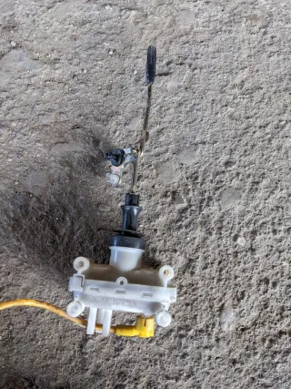  Активатор (привод) замка двери Mercedes E W124 Арт 2000000017749, вид 2