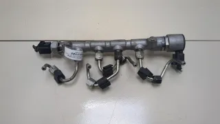04L130089F Топливная рампа  Skoda Octavia A7 Арт 20382909, вид 1