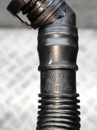 03L103493 Патрубок вентиляции картера Skoda Octavia A5 Арт 52119, вид 3
