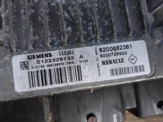 8200882381 Блок управления двигателем Renault Laguna 3 Арт e870000, вид 2