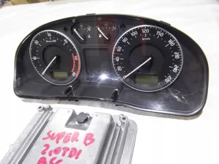 0281012698 Блок управления двигателем Skoda Superb 1 Арт e877043, вид 2