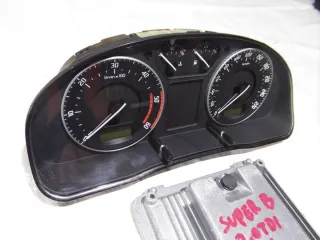 0281012698 Блок управления двигателем Skoda Superb 1 Арт e877043, вид 3