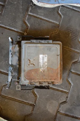 03G906018FG Блок управления двигателем Volkswagen Passat B6 Арт e881657, вид 1