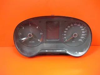 6R0920861E Щиток приборов (приборная панель) Volkswagen Polo 5 Арт e1262385, вид 1