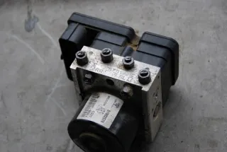 51902576 2010-14 Блок ABS Fiat Doblo 2 Арт e1384866, вид 3