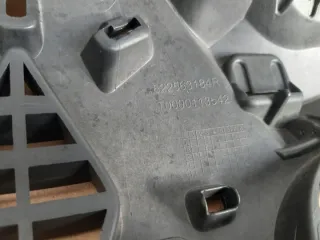 622563184D Решетка радиатора Renault Clio 4 Арт e1438817, вид 3