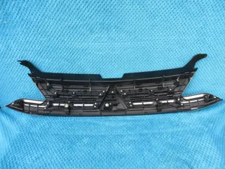  Решетка радиатора Mitsubishi Outlander 3 restailing Арт e1511968, вид 5