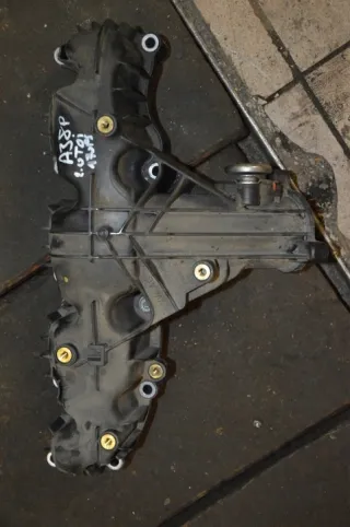 03L129711A Коллектор впускной Audi A3 8P Арт e1740505, вид 1