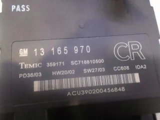 13165970CR Блок предохранителей Opel Vectra C  Арт e1792639, вид 4
