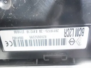  Блок предохранителей Renault Clio 3 Арт e1795607, вид 2