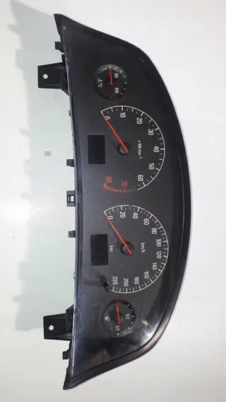 110080123 Щиток приборов (приборная панель) Opel Vectra C  Арт e1975702, вид 2