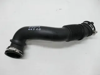  Гофра инжектора Ford Fiesta 7 Арт e2582856