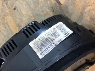8E0920982E Щиток приборов (приборная панель) Audi A4 B7 Арт e2847896, вид 3