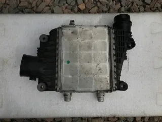 GX73-6K775-AE Интеркулер Jaguar F-Pace Арт e3225024, вид 2